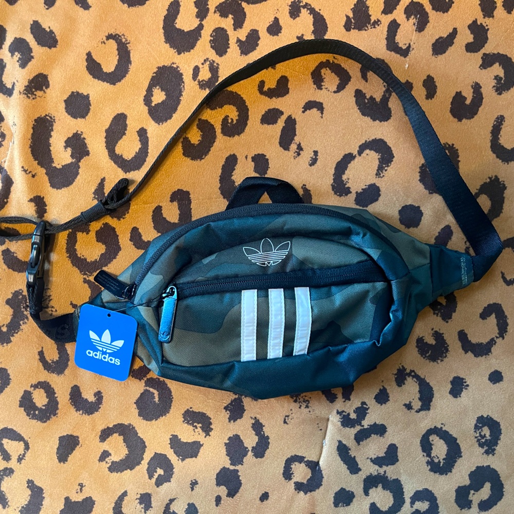 adidas Originals Unisex National Waist Pack/Fanny Pack/Travel Bag